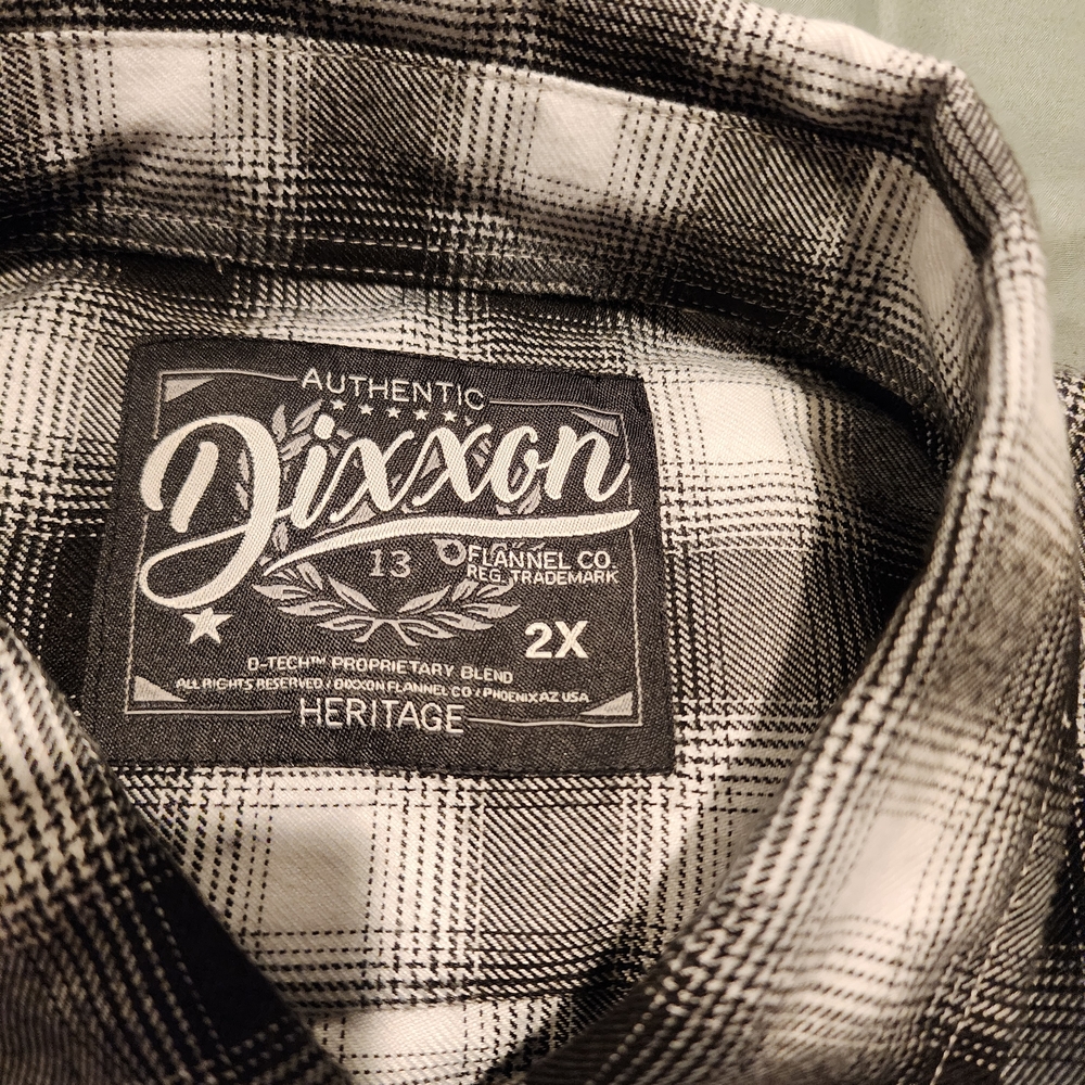 DIXXON Men's Black and White Plaid Shirt